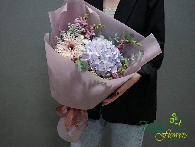 Bouquet with hydrangea ''Charm''2 photo